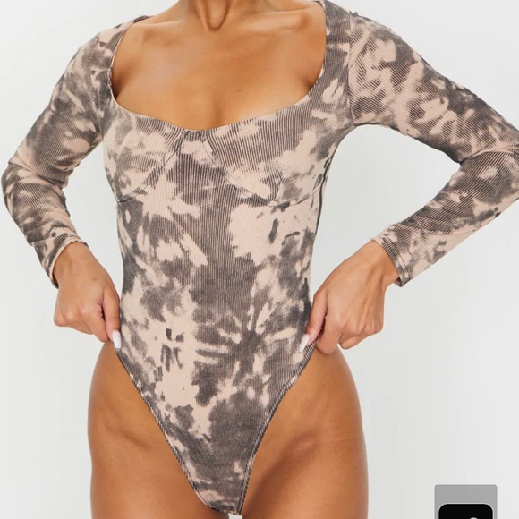 Pretty Little Thing tie dye body suit - Picture 3 of 4